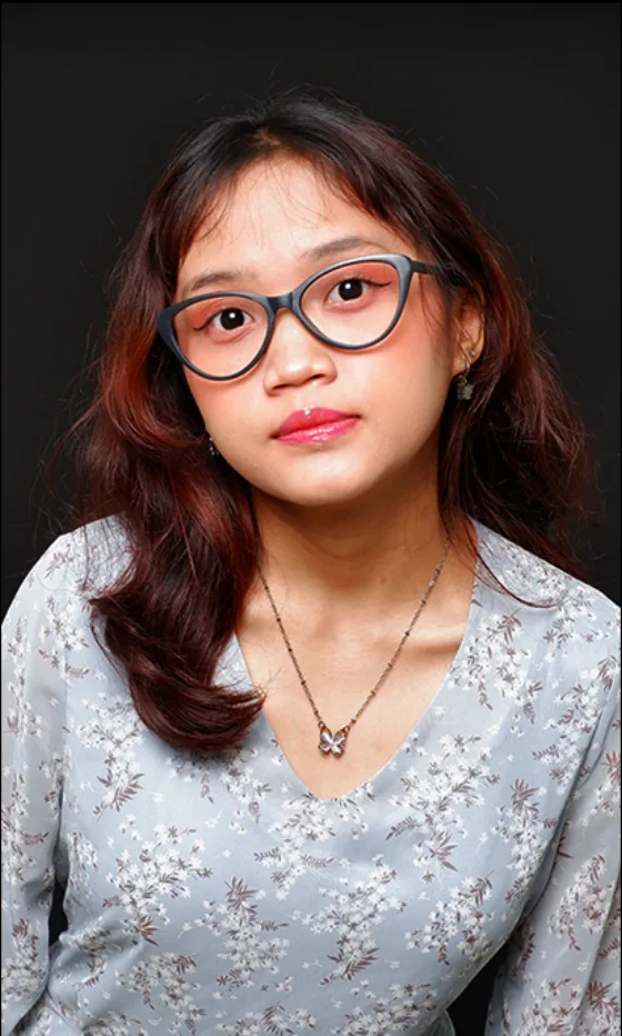 Contoh latar Hitam